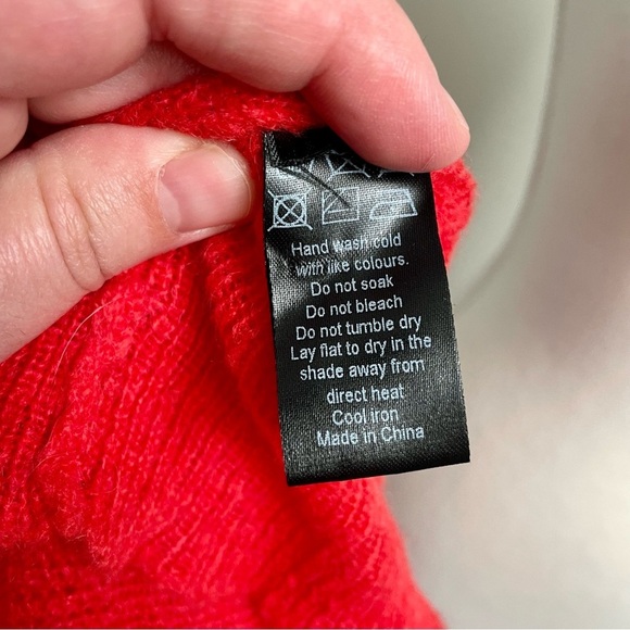 Lioness Heartbreaker Cardi Red Knit Button Cardigan Wool Blend Size Medium - Picture 10 of 10